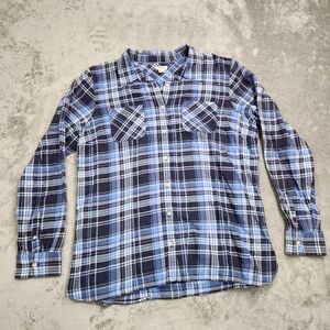 L.L.Bean Womens Freeport blue flannel button down shirt. Size Large EUC